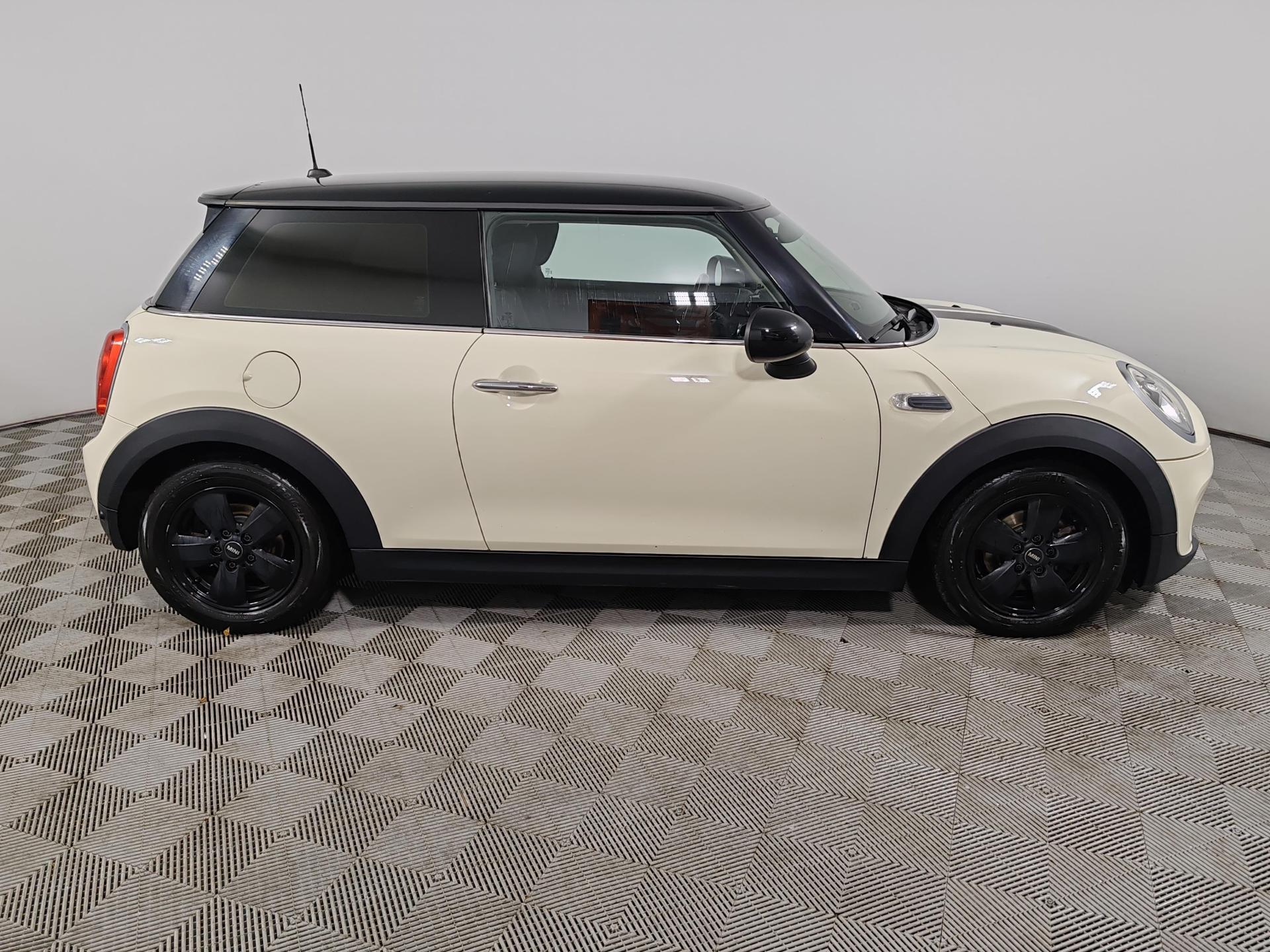 MINI Hatch, III (F55/F56)