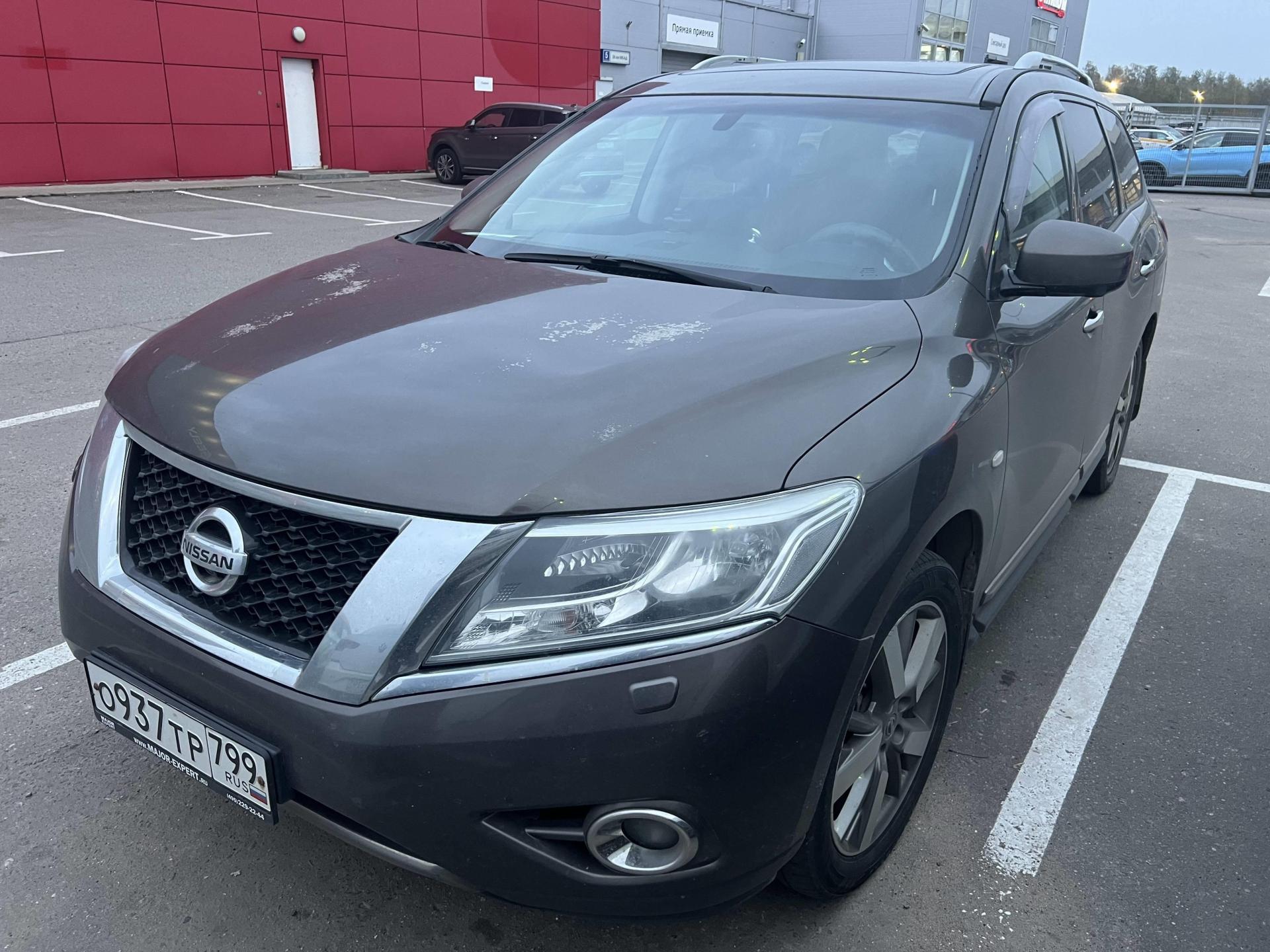 Nissan Pathfinder, IV