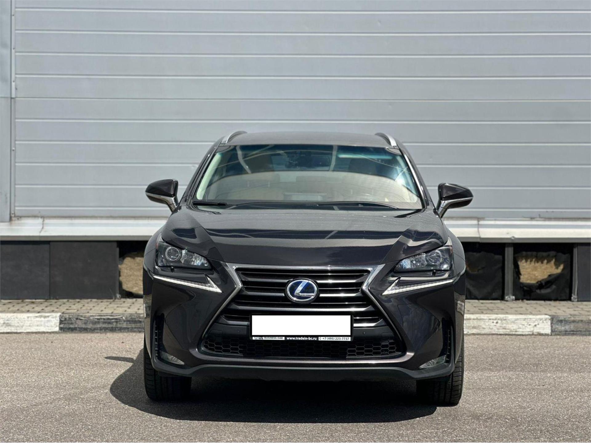 Lexus NX, I