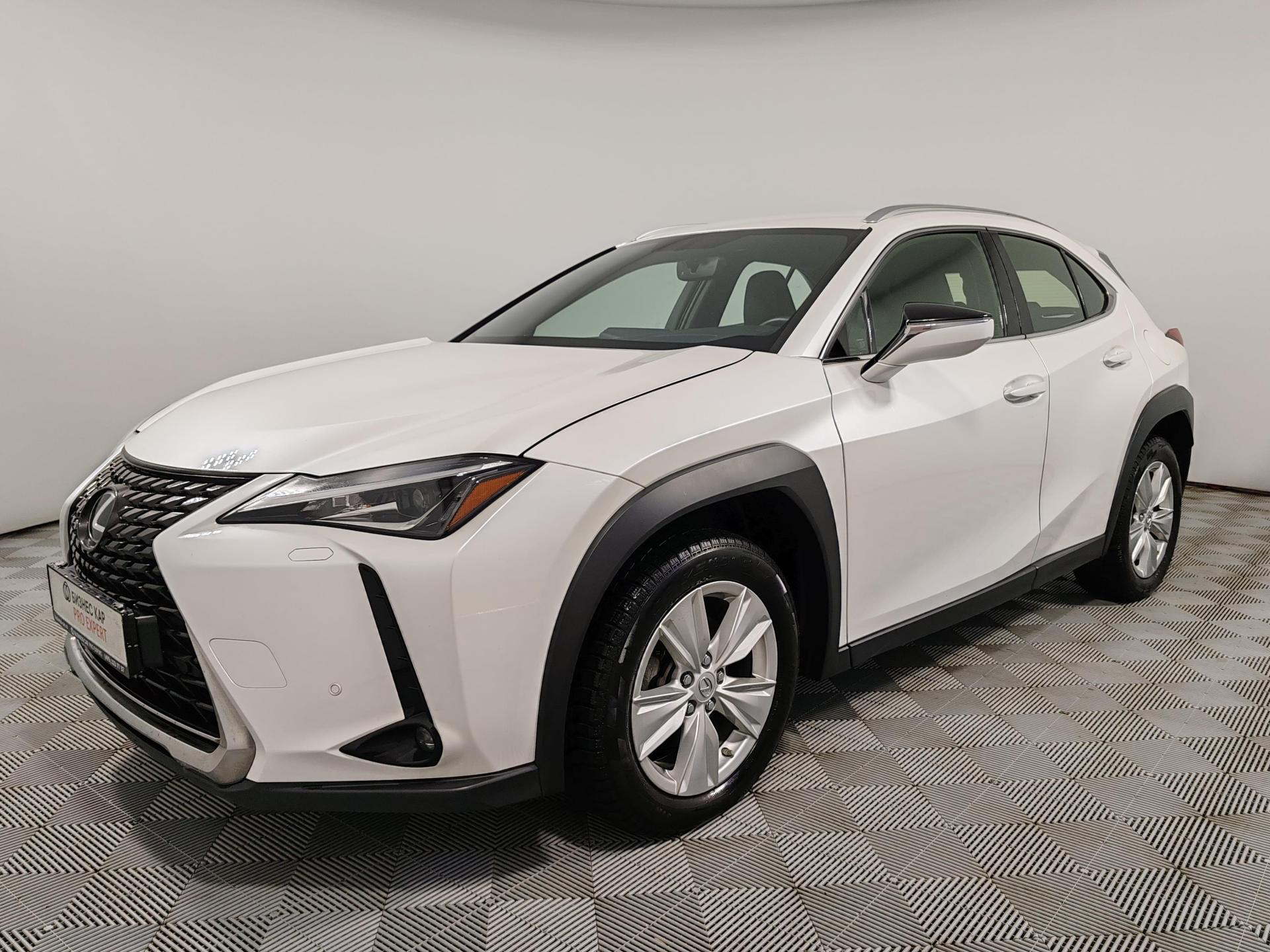 Lexus UX, I