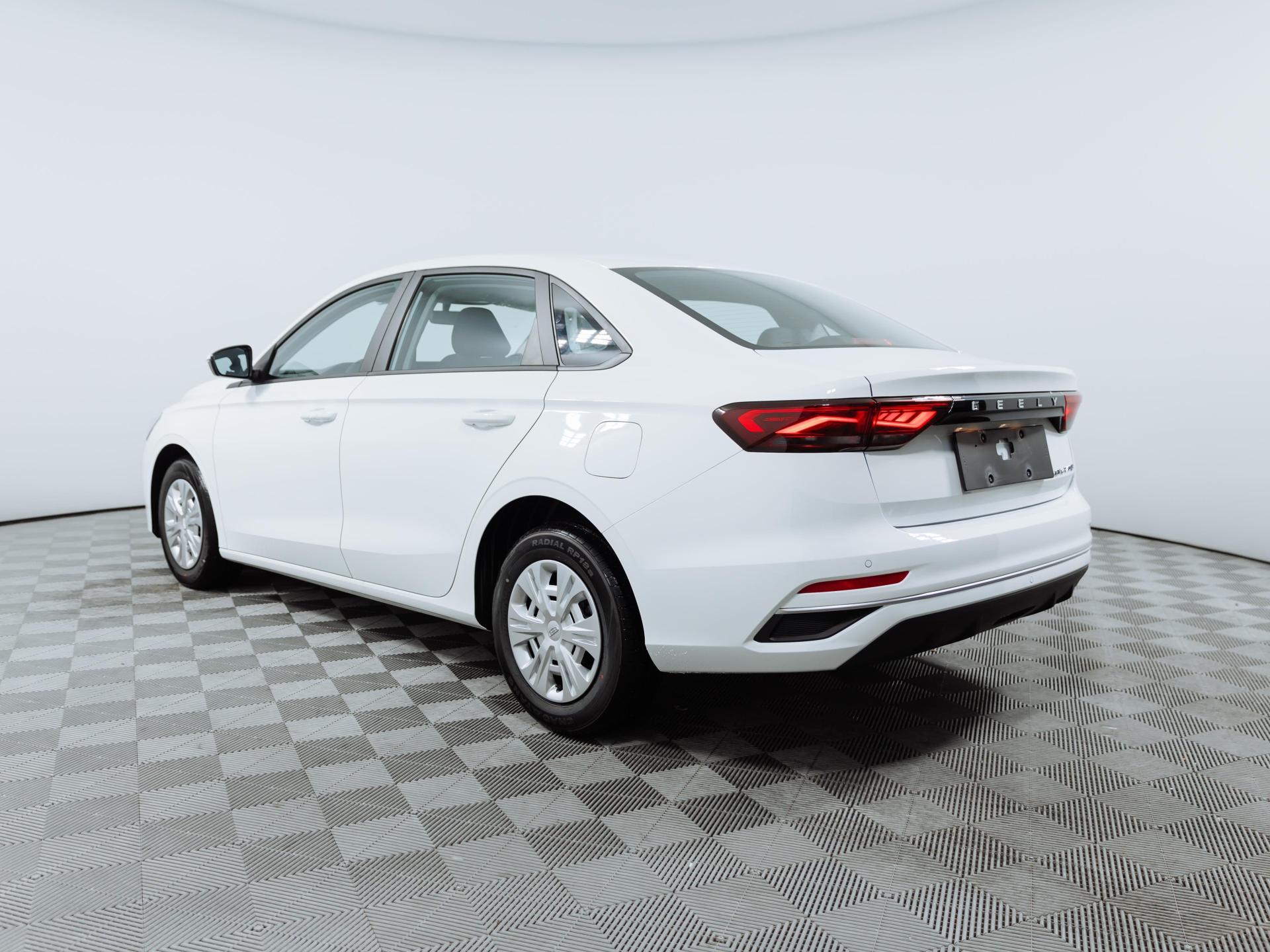 Джили 2024. Эмгранд 2023 седан. Эмгранд 2023 серый. Geely Emgrand Comfort. Джили Эмгранд 2023 и Джетта ВАЗ.